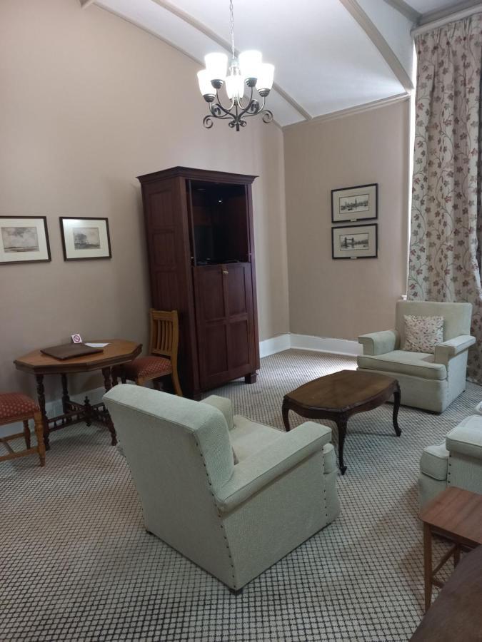 Kimberley Club Guesthouse Dış mekan fotoğraf