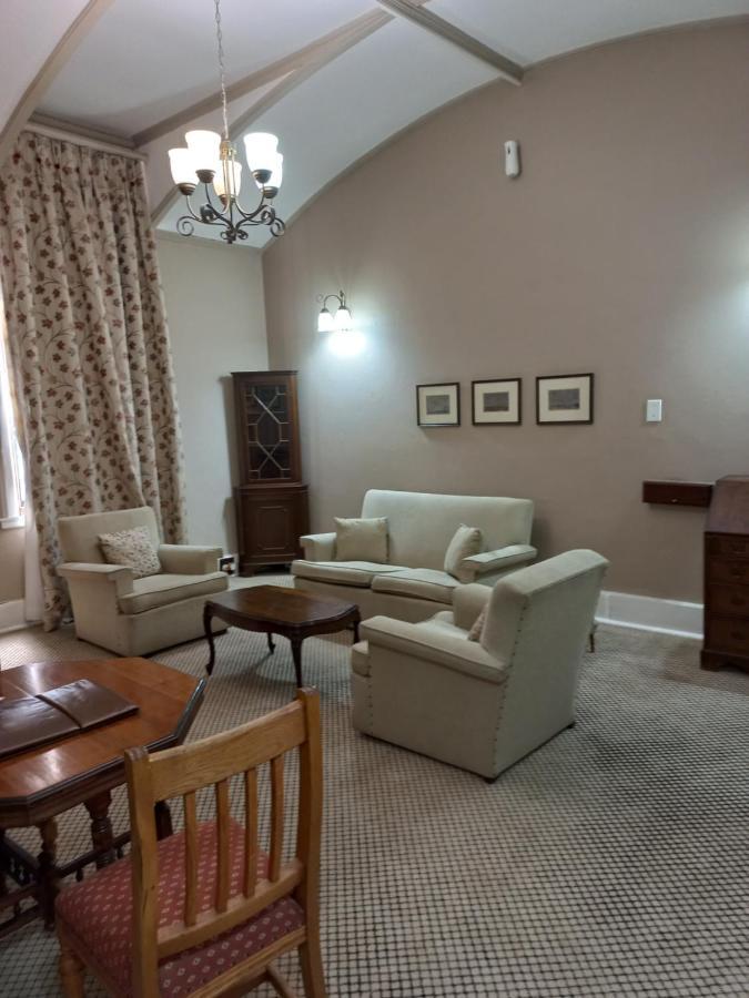 Kimberley Club Guesthouse Dış mekan fotoğraf